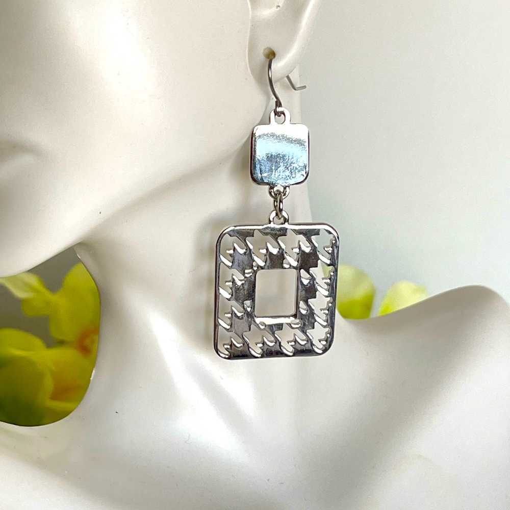 Silver dangle earrings - Picture 5 of 7